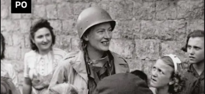  Lee Miller - Saint-Malo assiégée, août 1944 Animation